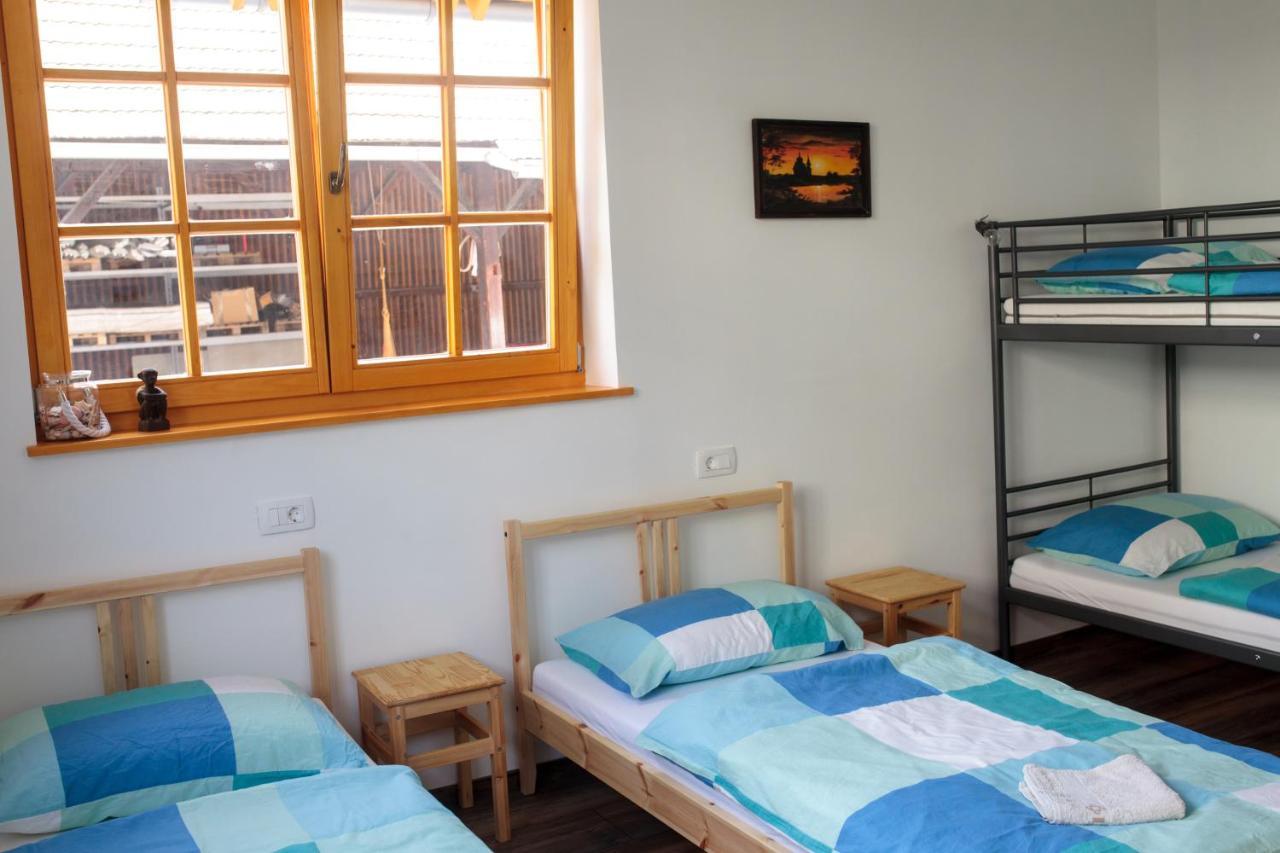 Bikeski Family Hotel, B&B, Apartaments, Rooms Mezica Ngoại thất bức ảnh
