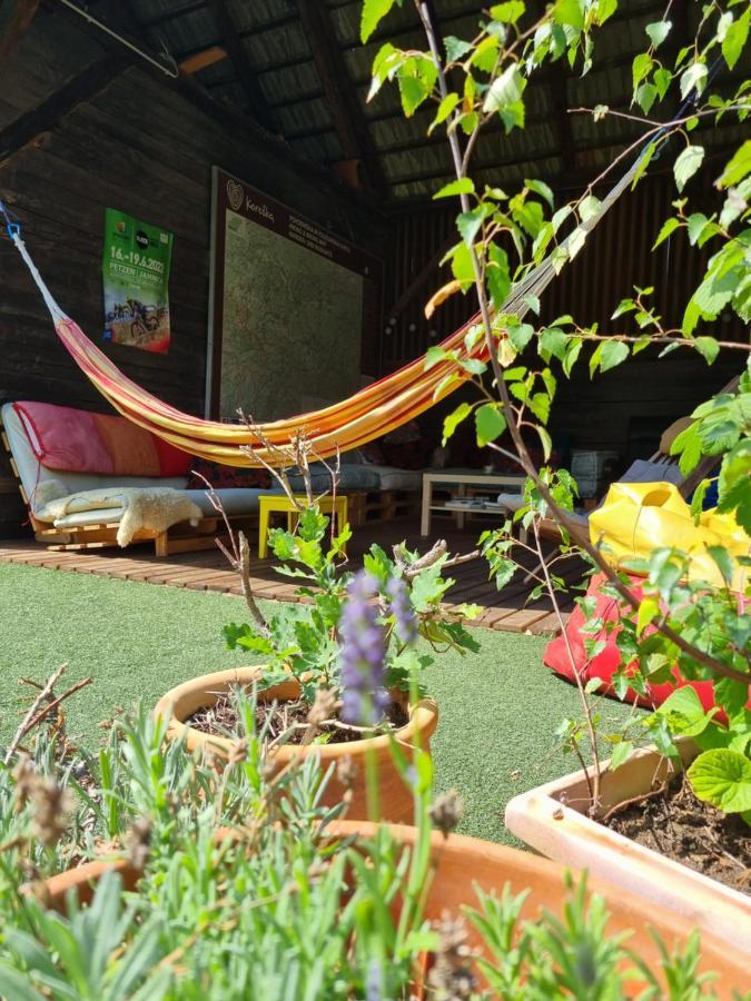 Bikeski Family Hotel, B&B, Apartaments, Rooms Mezica Ngoại thất bức ảnh