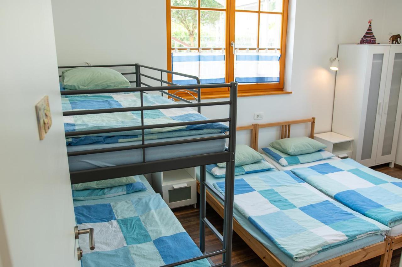 Bikeski Family Hotel, B&B, Apartaments, Rooms Mezica Ngoại thất bức ảnh