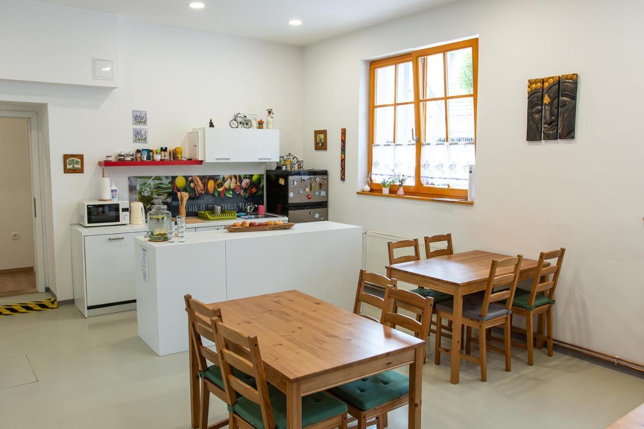 Bikeski Family Hotel, B&B, Apartaments, Rooms Mezica Ngoại thất bức ảnh